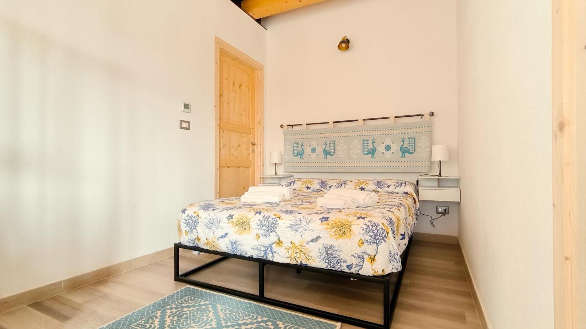 Guesthouse I Tramonti Olmedo Kültér fotó